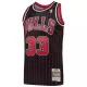Men's Chicago Bulls Scottie Pippen #33 Black Retro Jersey 1995/96 - uafactory