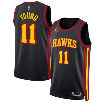 Atlanta Hawks Trae Young #11 2022/23 Swingman Jersey Black for men - Statement Edition - uafactory